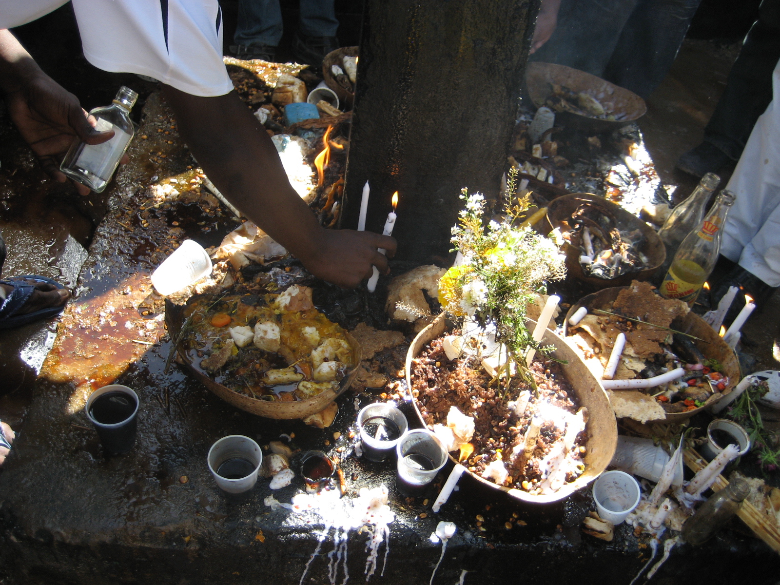 LE NOUVEAU MESSAGER Le vodou haïtien, « une religion syncrétique